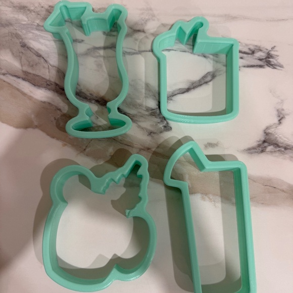 Cookie cutters - Picture 1 of 1
